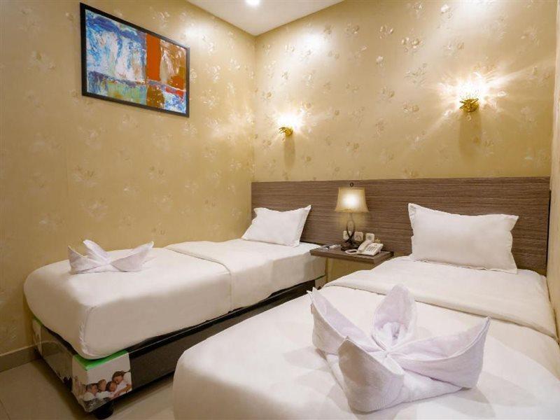 De'Tonga Hotel Medan Esterno foto
