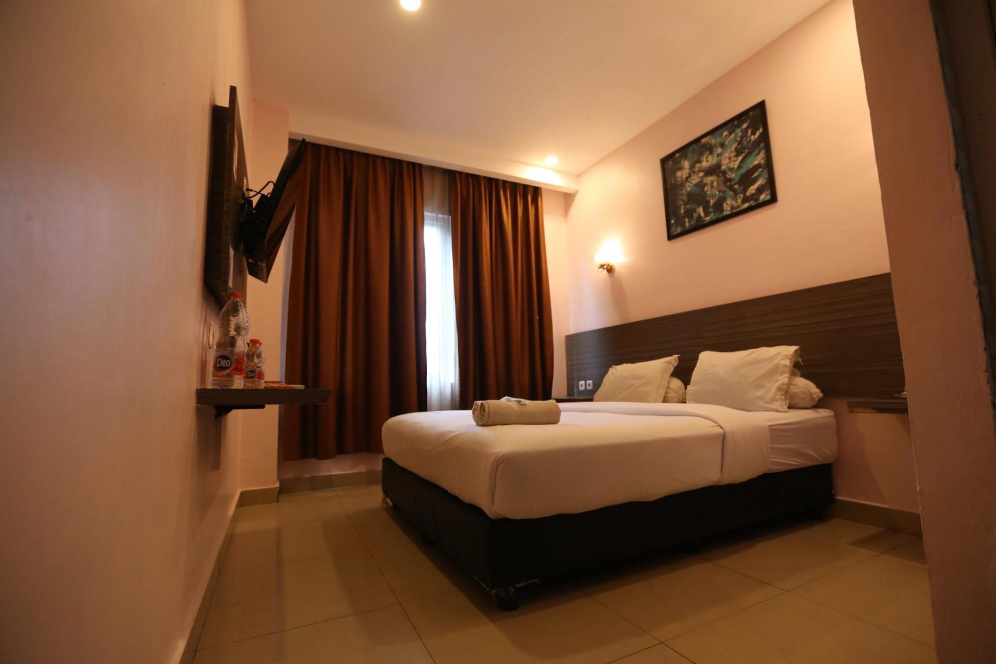 De'Tonga Hotel Medan Esterno foto