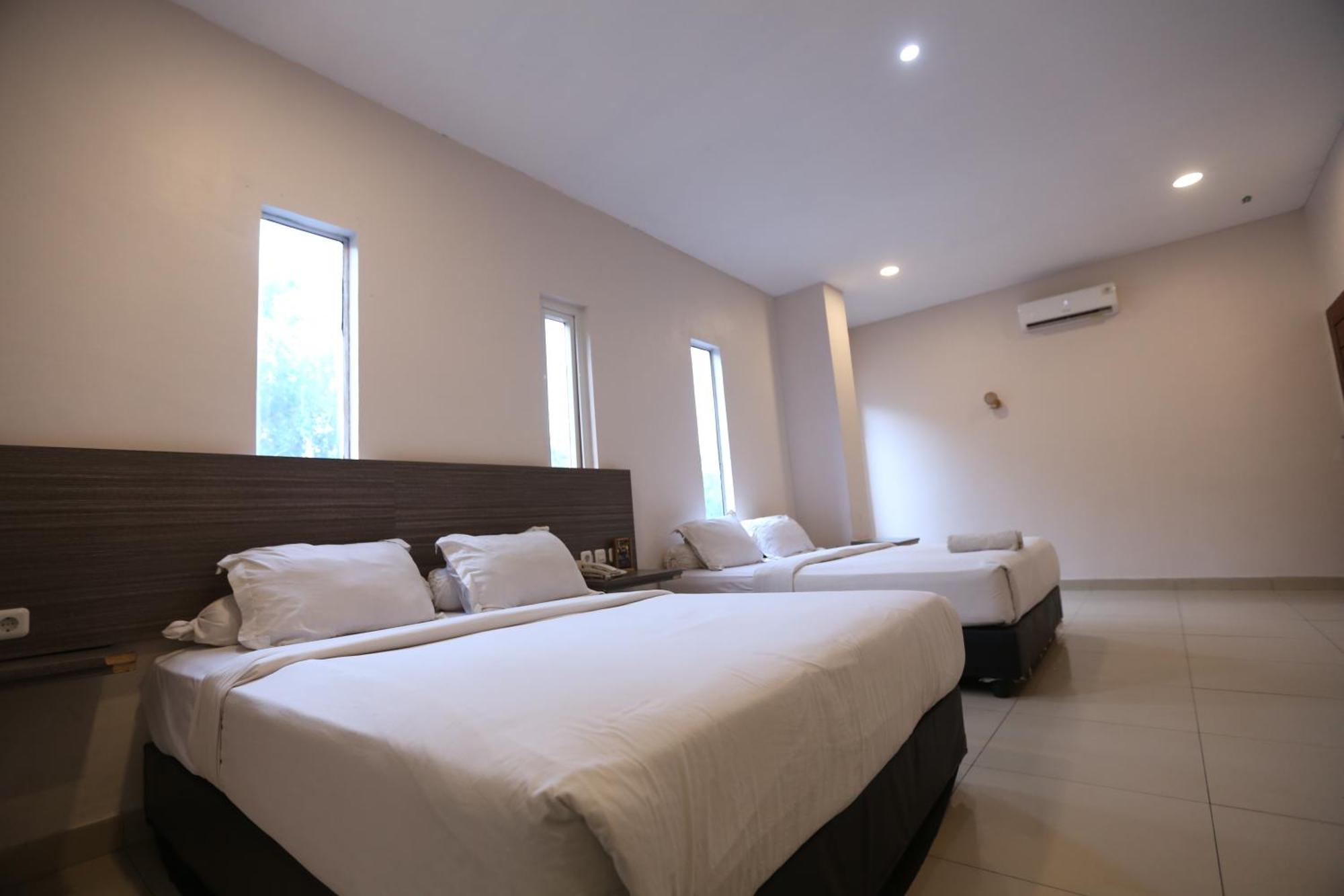 De'Tonga Hotel Medan Esterno foto